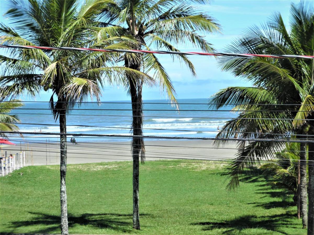 Apto Aluguel Na Temporada Pe Na Areia Peruibe Sp Exterior photo